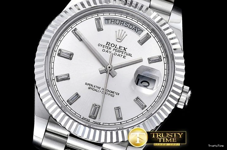 0413 RDD0207C – DayDate SunProtective 674